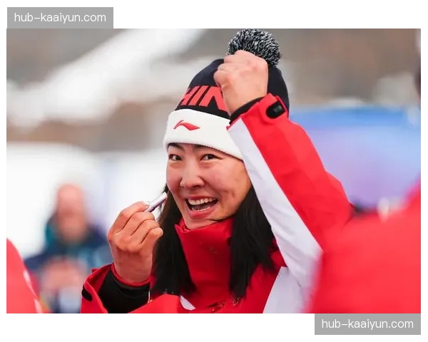 中国自由式滑雪女子空中技巧四人晋级 决赛表现数据波动较大
